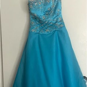 Blue pageant gown, quinceanera, ball dress-size 8 - embellished top - strapless